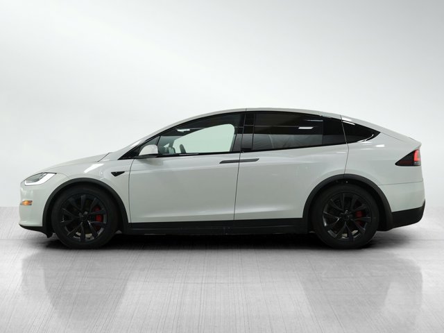 Vehicle image 8 of 34