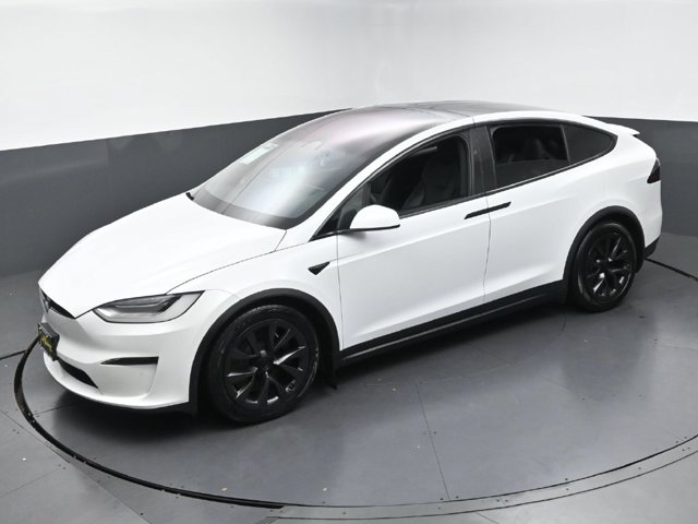 2023 Tesla Model X Standard Range Image 1 of 48