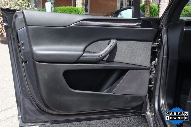 Vehicle image 14 of 47