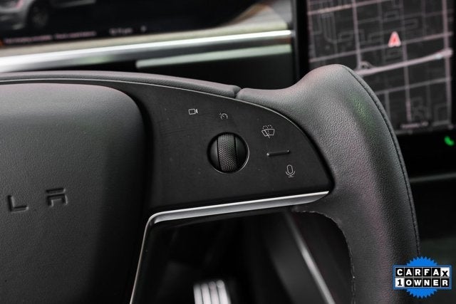Vehicle image 21 of 47