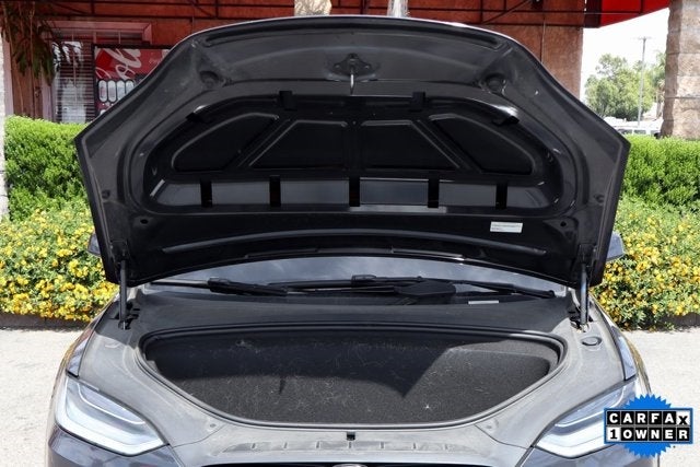 Vehicle image 10 of 47
