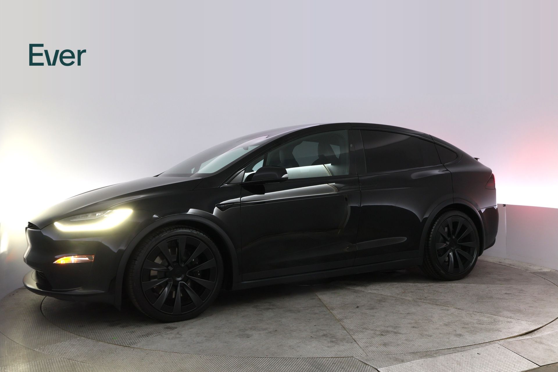 2023 Tesla Model X Standard Range Image 3 of 27