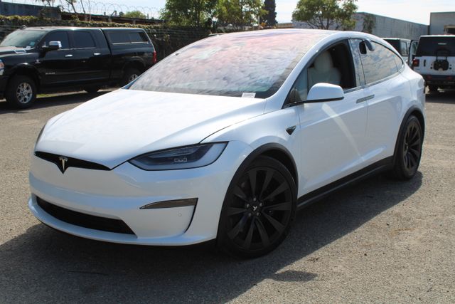 2023 Tesla Model X Standard Range Image 1 of 45