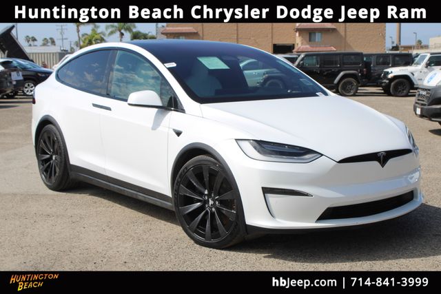 2023 Tesla Model X Standard Range Image 3 of 45