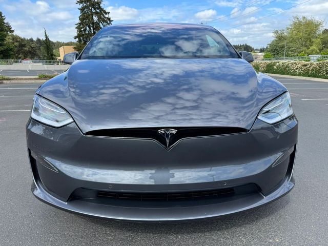 2023 Tesla Model X Standard Range Image 3 of 46