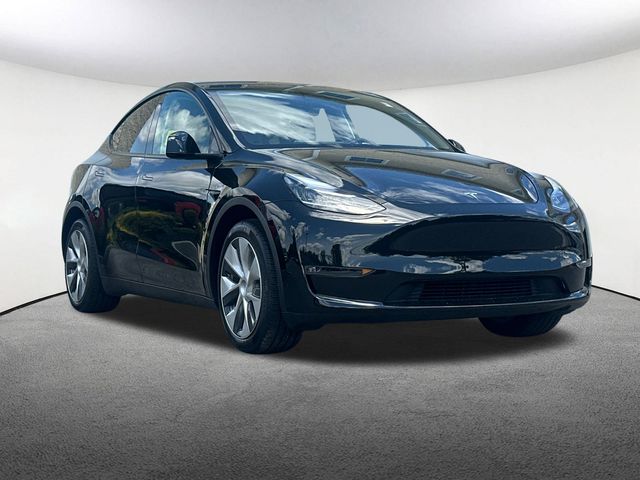 Vehicle image 4 of 25