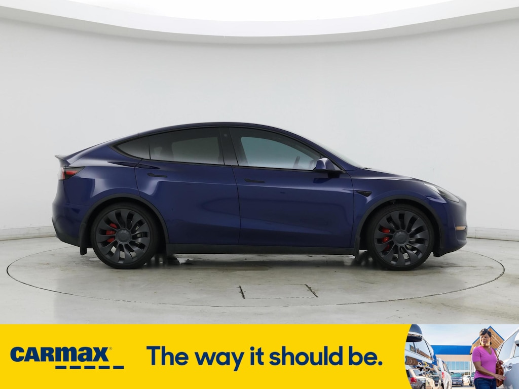 Vehicle image 4 of 30