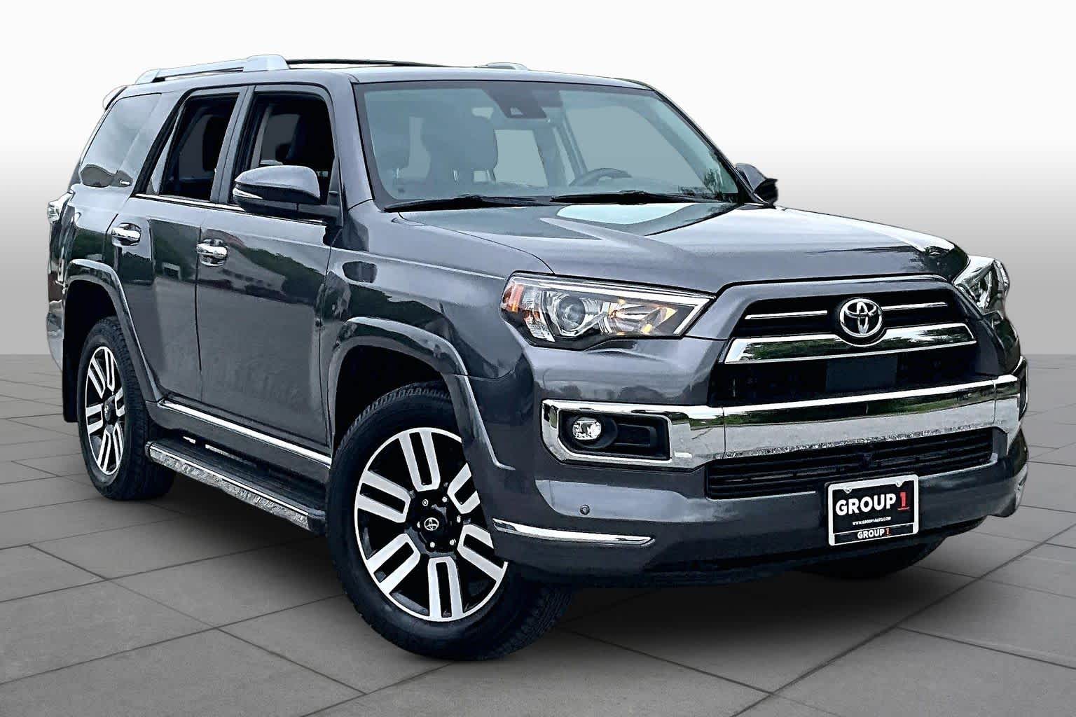 2023 Toyota 4Runner Limited Image 3 of 37