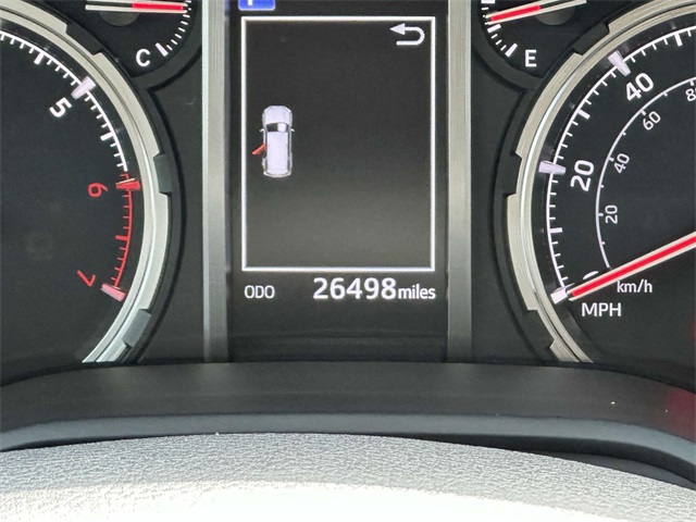 Vehicle image 21 of 34