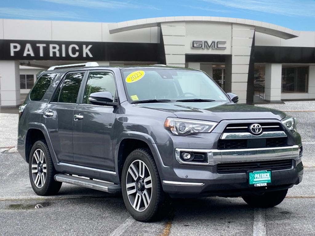 Vehicle image 2 of 27