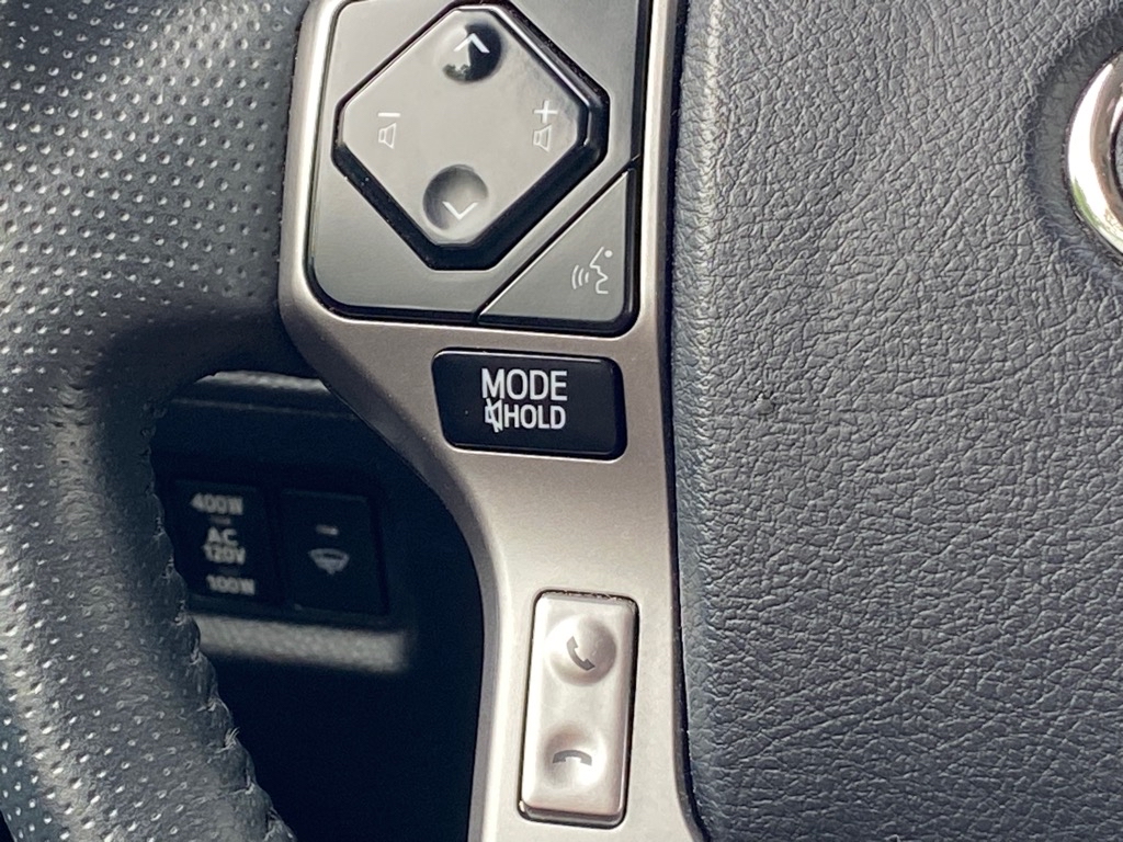 Vehicle image 9 of 27