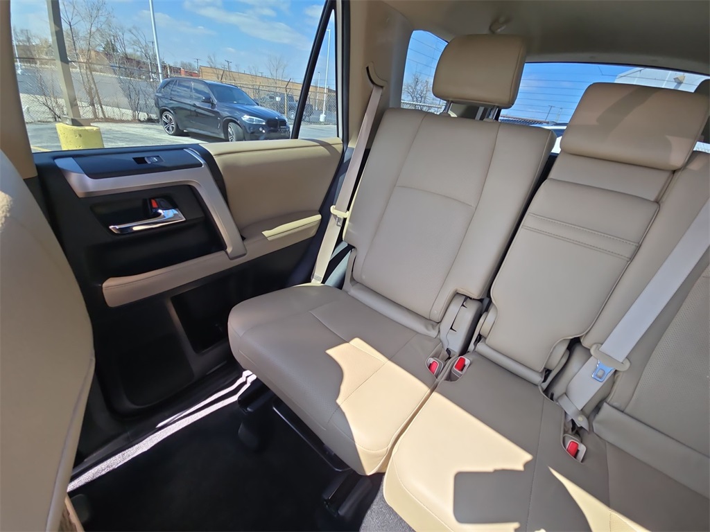 Vehicle image 12 of 41