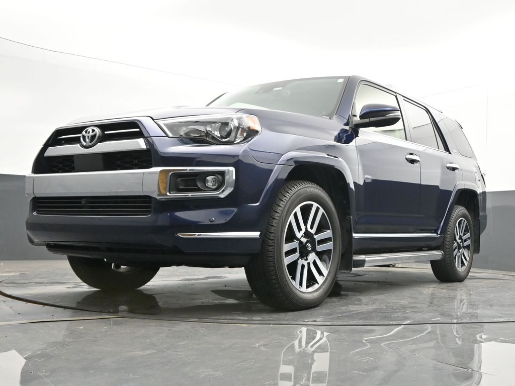 Vehicle image 6 of 76