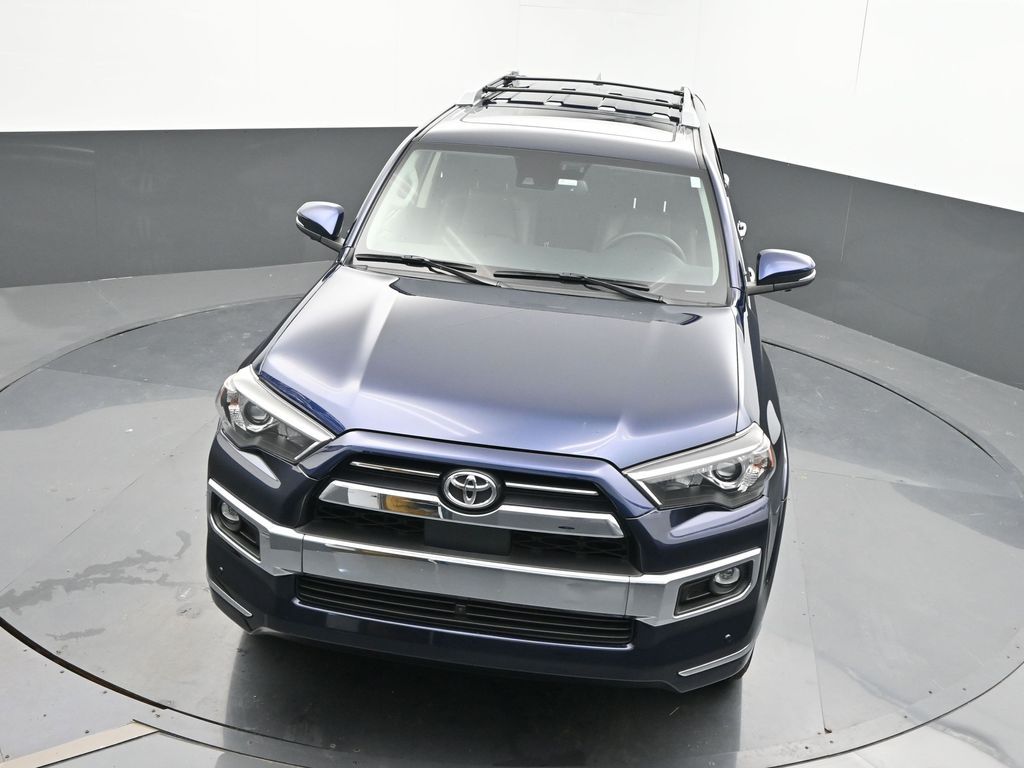 Vehicle image 4 of 76
