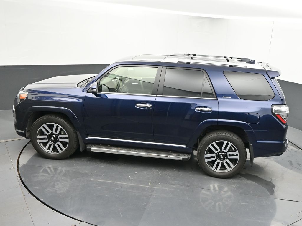 Vehicle image 45 of 76