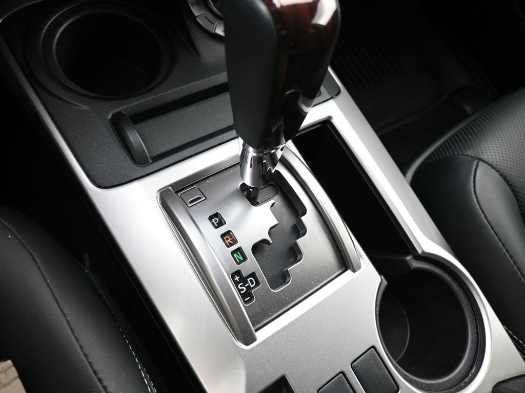 Vehicle image 58 of 76