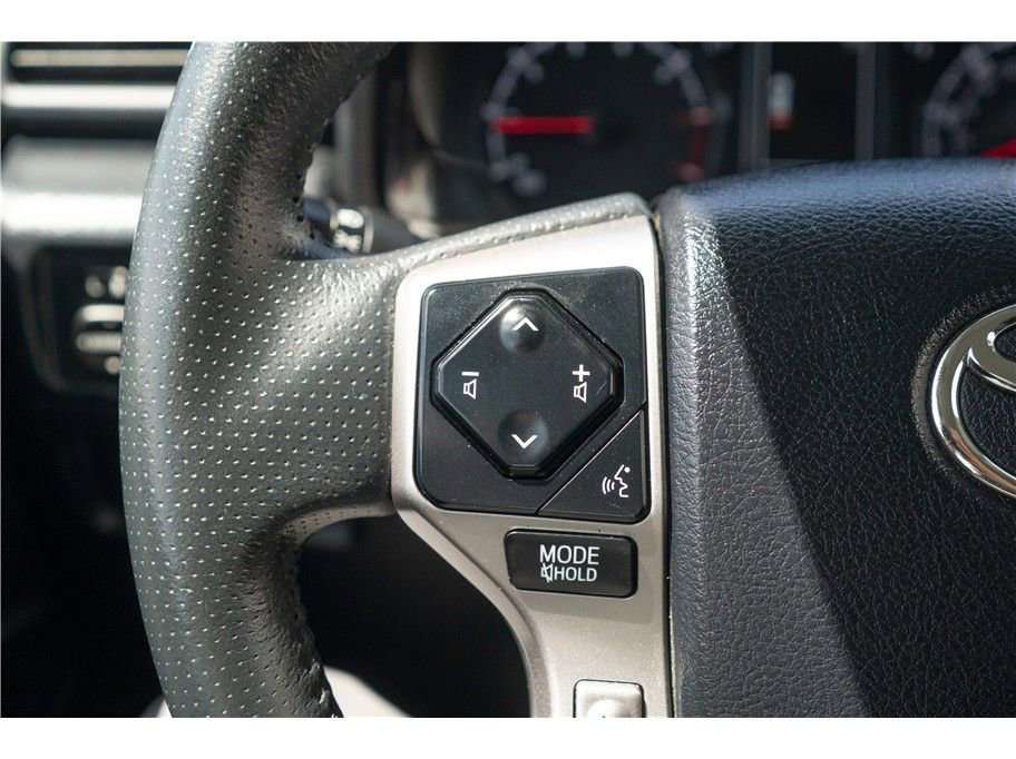 Vehicle image 12 of 38