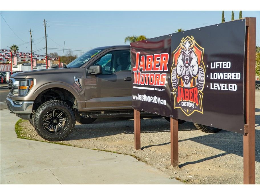 Vehicle image 6 of 38
