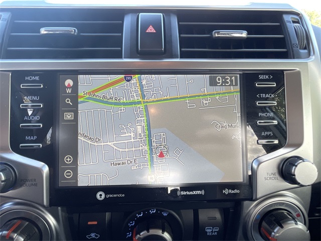 Vehicle image 19 of 25