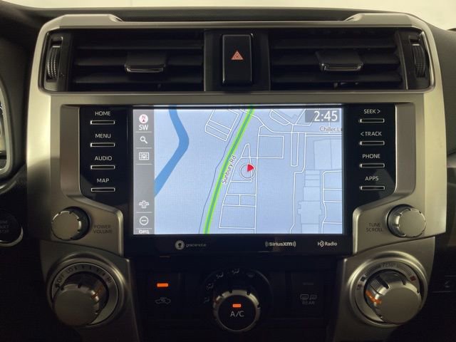 Vehicle image 23 of 40