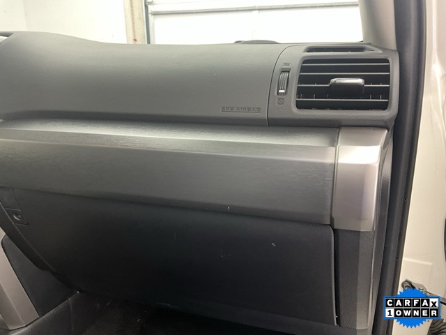 Vehicle image 15 of 32