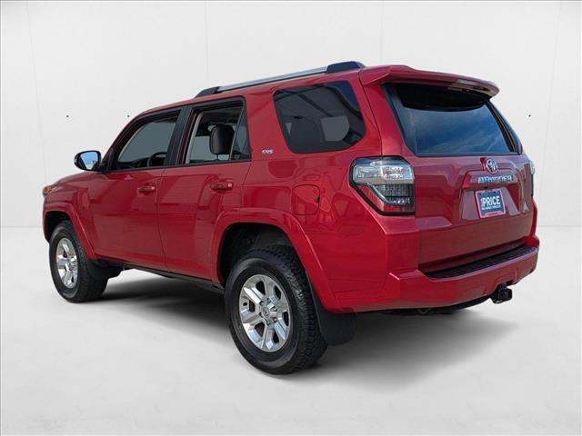 Vehicle image 7 of 26