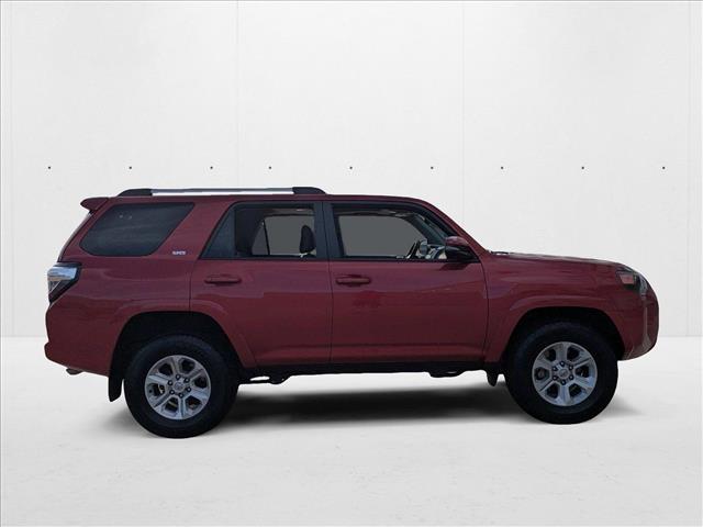 Vehicle image 4 of 26
