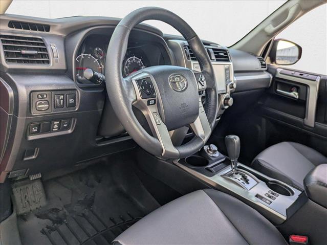 Vehicle image 18 of 26