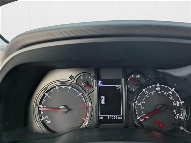 Vehicle image 19 of 26
