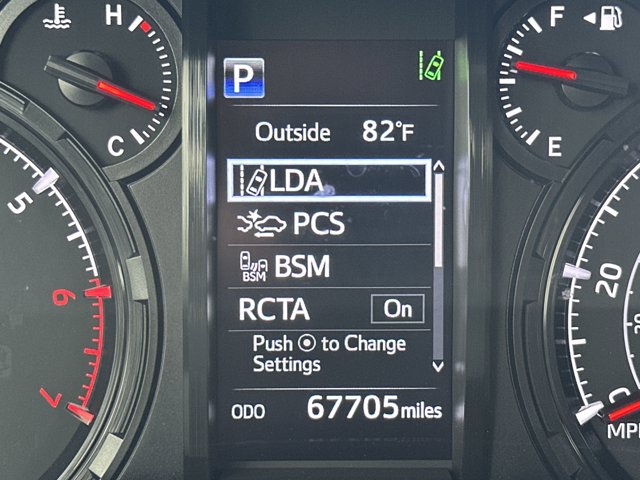 Vehicle image 24 of 37