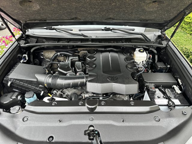 Vehicle image 10 of 37