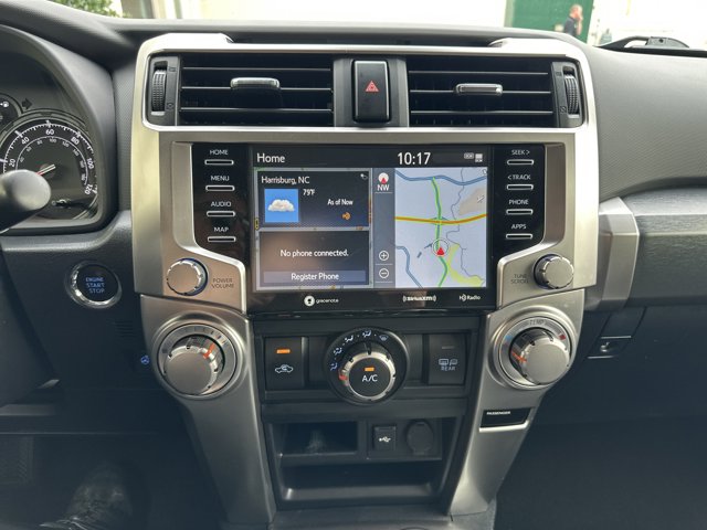 Vehicle image 28 of 37