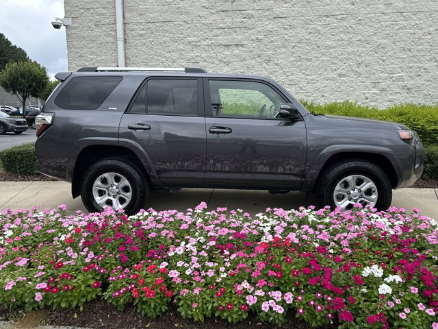 Vehicle image 6 of 37