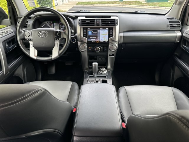Vehicle image 20 of 37