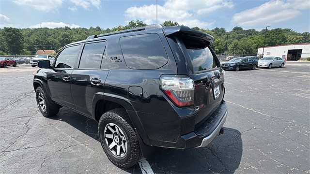 Vehicle image 7 of 29