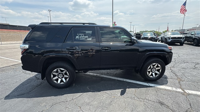 Vehicle image 5 of 29