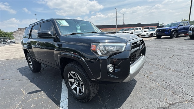 Vehicle image 3 of 29