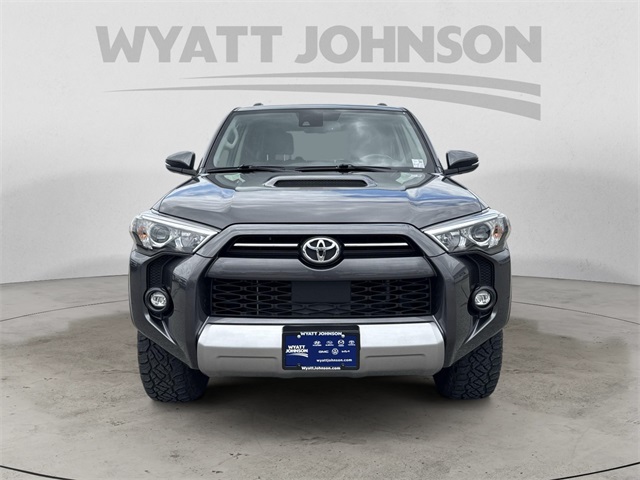 Vehicle image 2 of 28