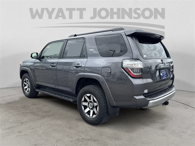 Vehicle image 7 of 28