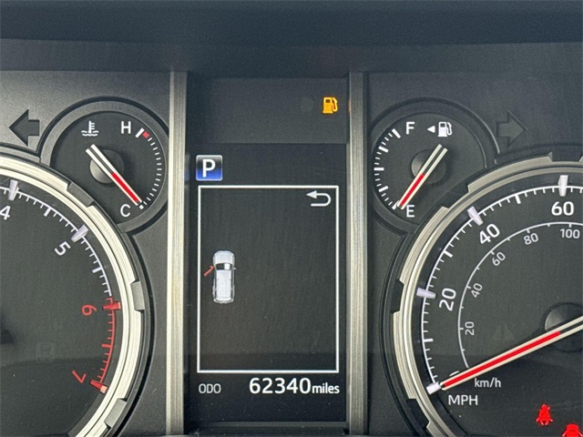 Vehicle image 15 of 28