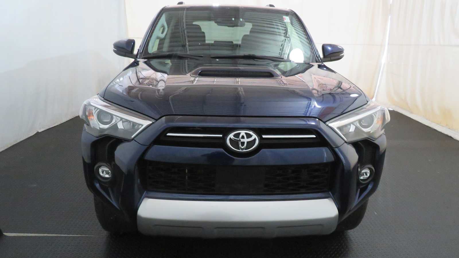 Vehicle image 5 of 41