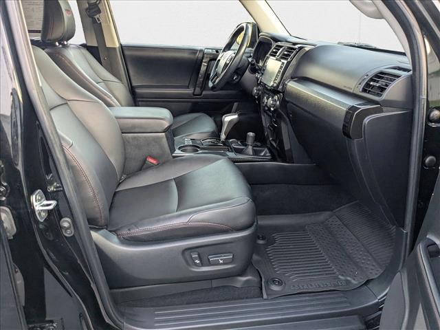 Vehicle image 15 of 23