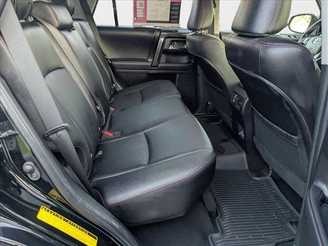 Vehicle image 13 of 23