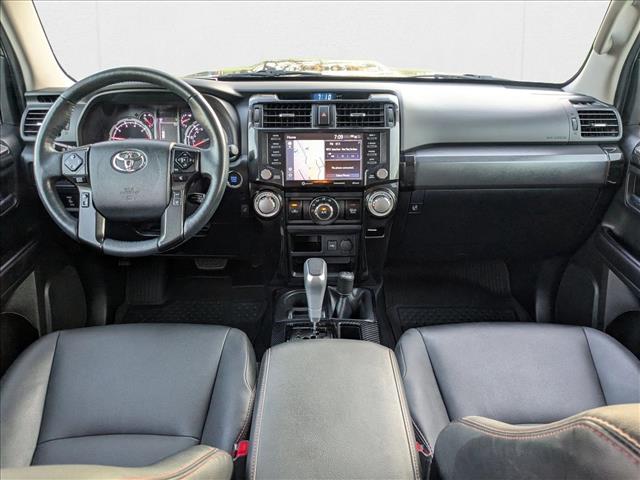 Vehicle image 16 of 23