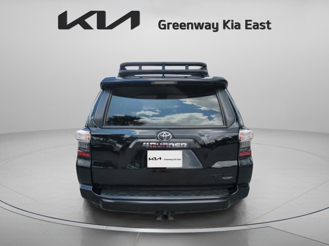Vehicle image 7 of 30