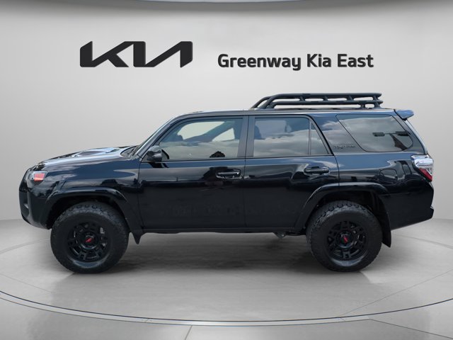 Vehicle image 9 of 30