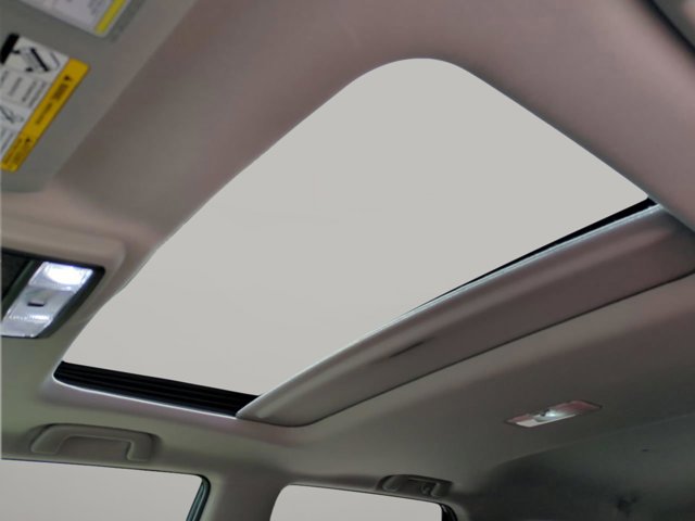 Vehicle image 20 of 30