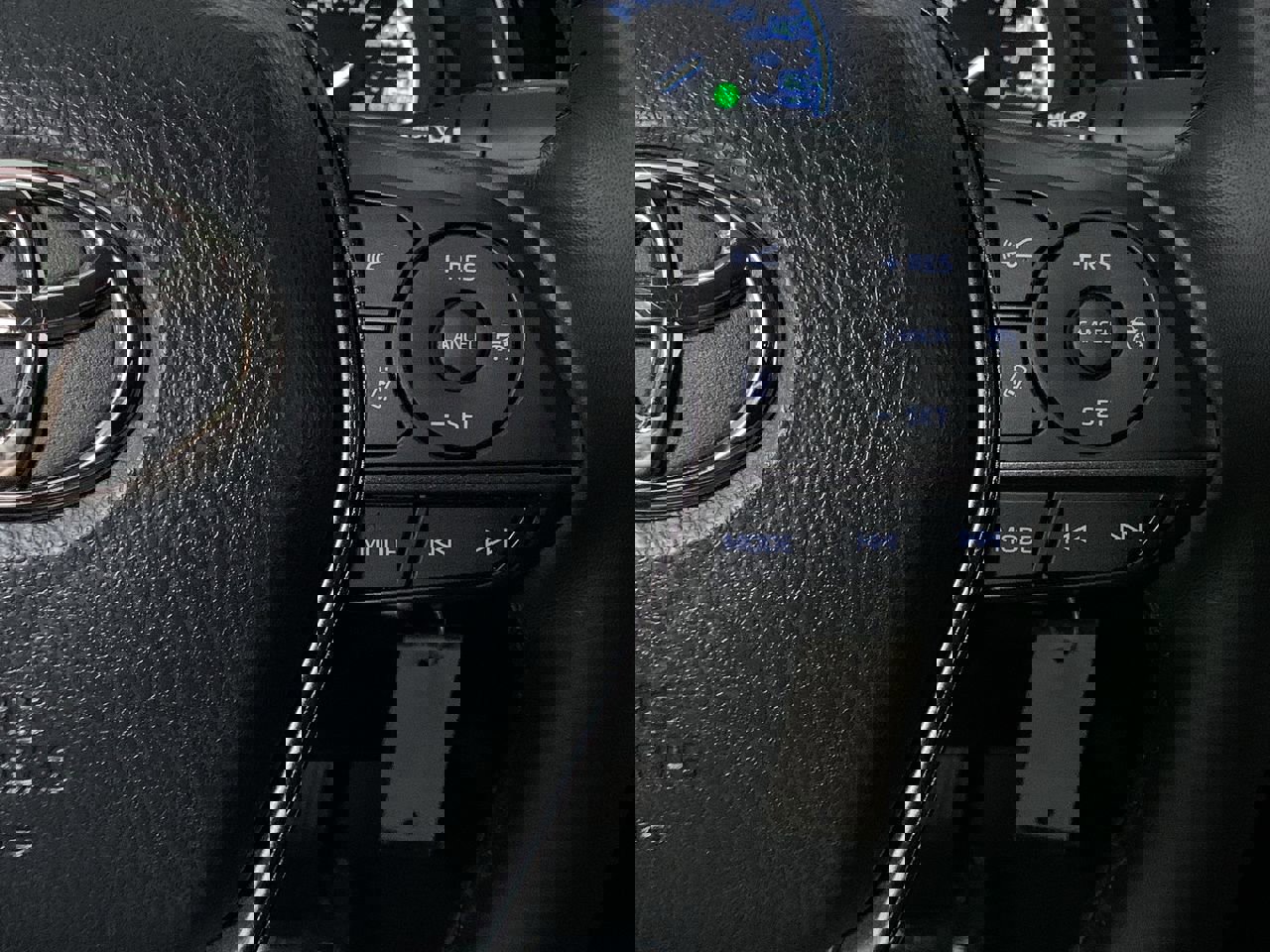 Vehicle image 23 of 33