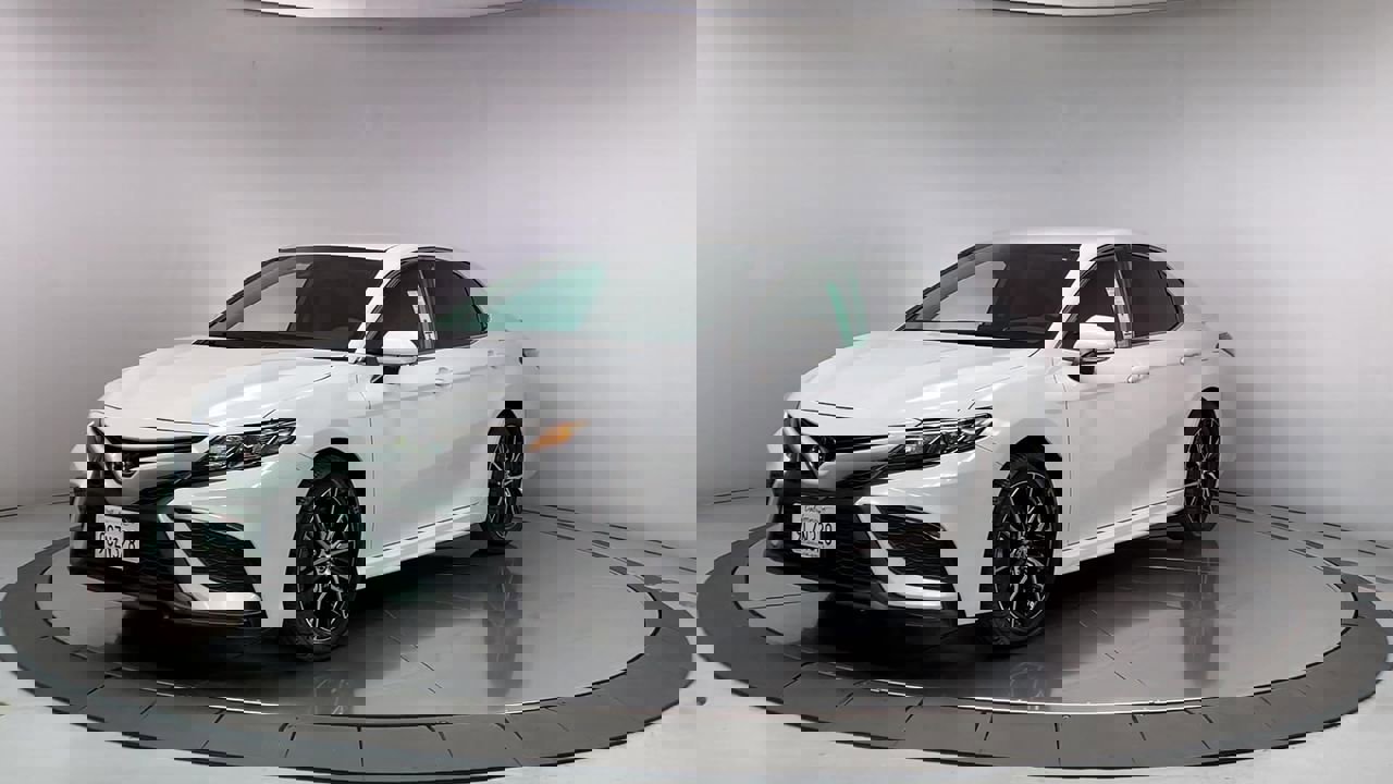 Vehicle image 1 of 33