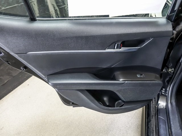 Vehicle image 20 of 29